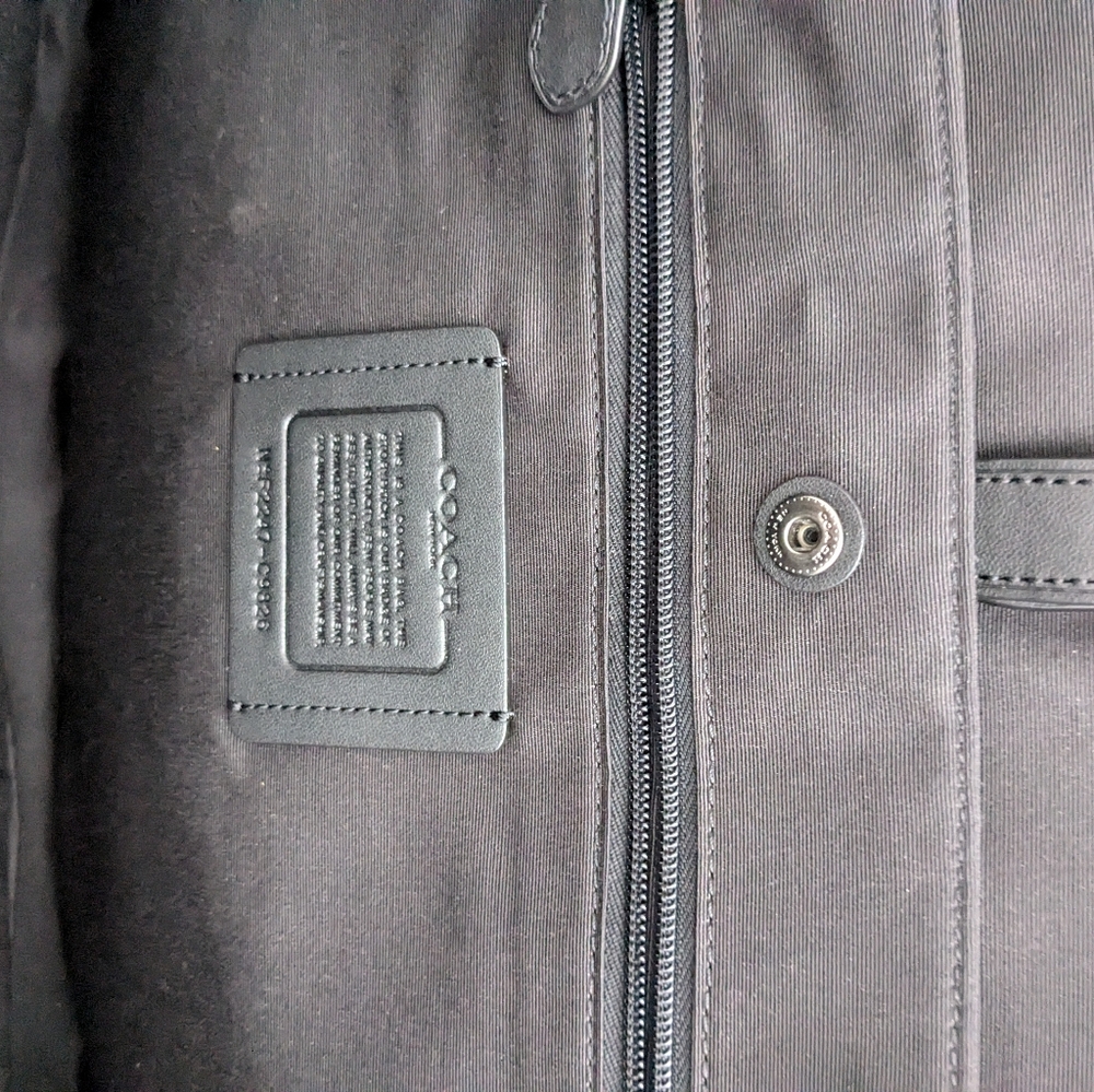 Coach - Picture 3 of 5